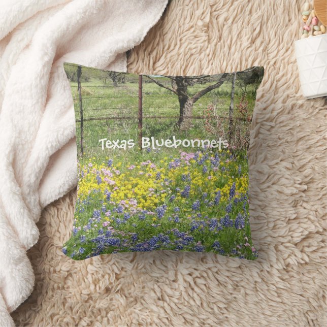 Throw Pillow Texas Bluebonnets Wildflowers (Blanket)