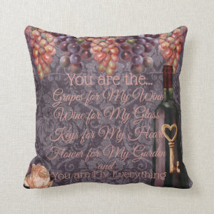 Throw Pillow Vintage Love