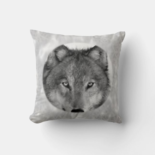 Throw Pillow Wolf (Front)