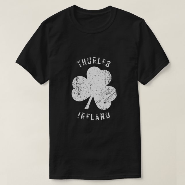 Thurles Tipperary Ireland Shamrock Distressed look T-Shirt (Design Front)