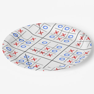 Tic tac toe pattern paper plate