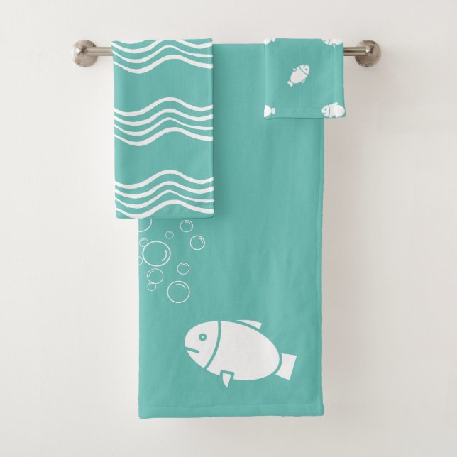Tidal Teal Fish Themed Bath Towel Set (Insitu)