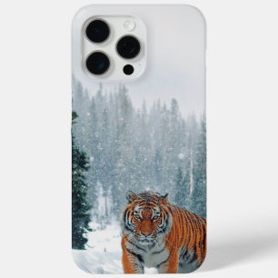tiger in the snow iPhone 15 pro max case