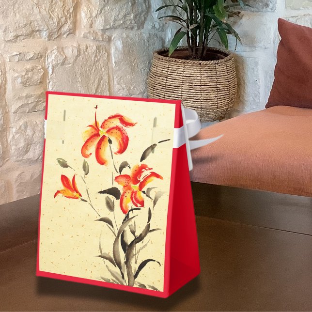 Tiger Lily - red Favour Box (Creator Uploaded)