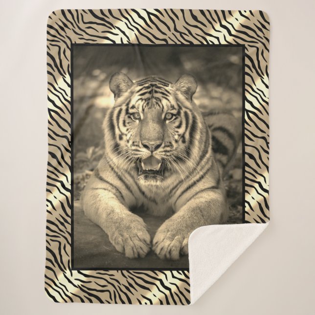 Tiger Sherpa Blanket (Front)