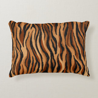Tiger skin: hand-drawn seamless pattern. decorative cushion