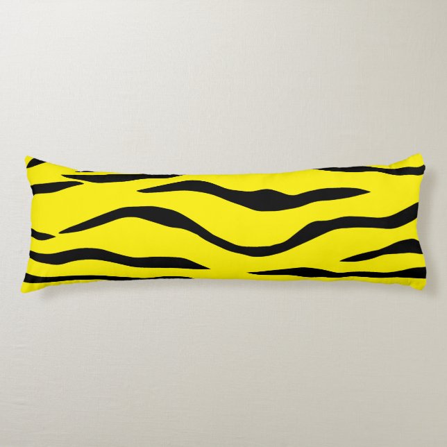 Tiger-striped Body Cushion (Front)