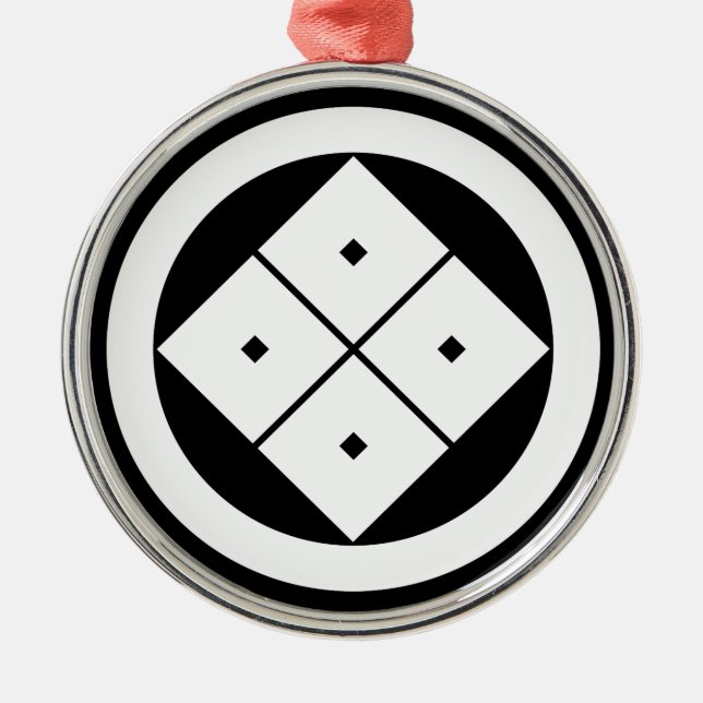 Tilted four-square-eyes in circle metal tree decoration (Front)