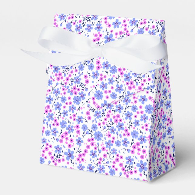 Tiny cute white blue pink floral pattern favour box (Front Side)