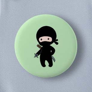 Tiny Ninja Holding Throwing Star on Green 6 Cm Round Badge