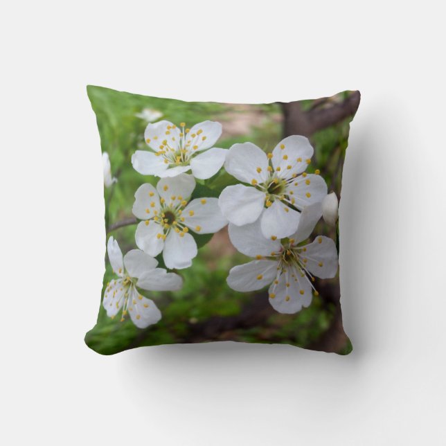 tiny white flowers cushion (Front)