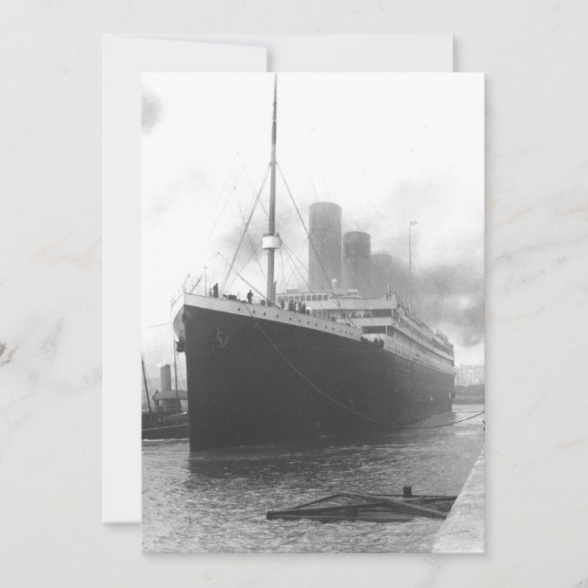 Titanic at the docks of Southampton (Front)