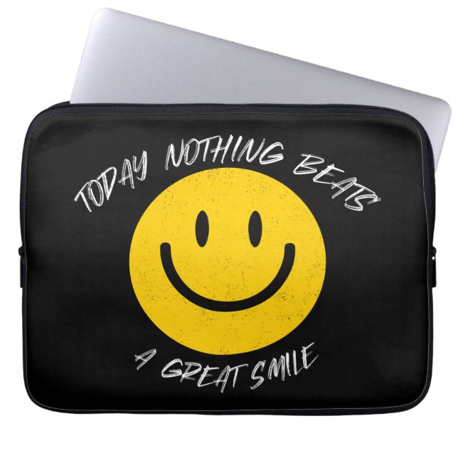 Today Nothing Beats a Great Smile Laptop Sleeve (Front)