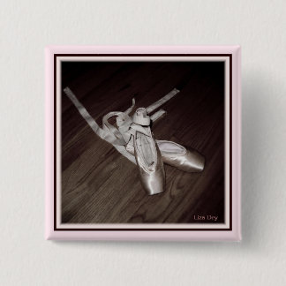 'Toe Shoes' Square Pin