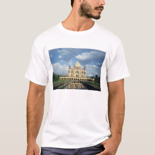 Tomb of Sardar Jang, Nawab of Oudh and Prime Minis T-Shirt