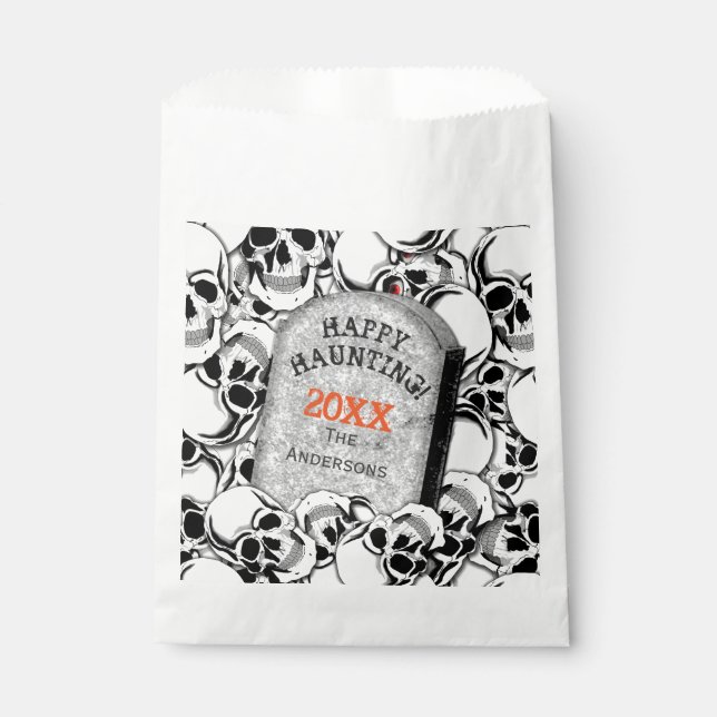 Tombstone and Skulls ID216 Favour Bags (Front)