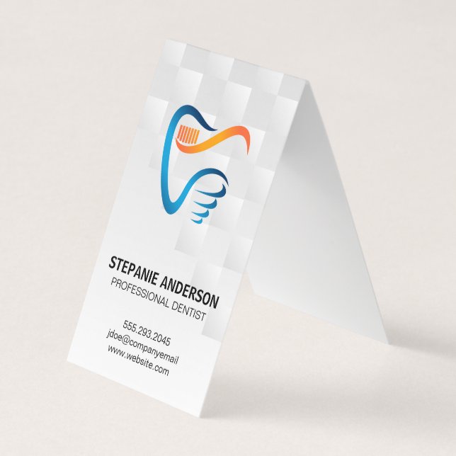 Tooth Brush and Tooth Logo | Dental Business Card (Front)