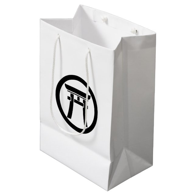 Torii in a circle medium gift bag (Front Angled)