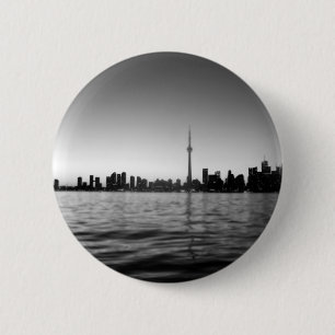 Toronto skyline 6 cm round badge