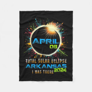 Total Solar Eclipse Arkansas 2024 Colourful Totali Fleece Blanket