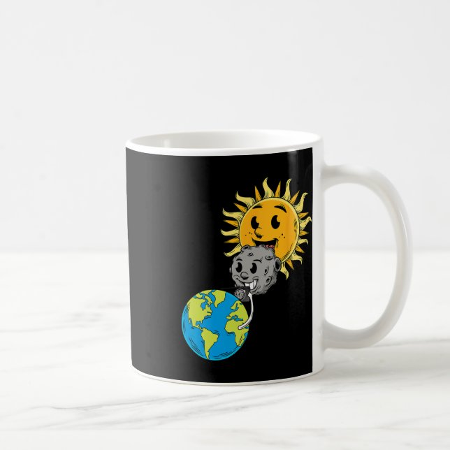 Total Solar Eclipse Earth Moon Sun Photobomb Lover Coffee Mug (Right)