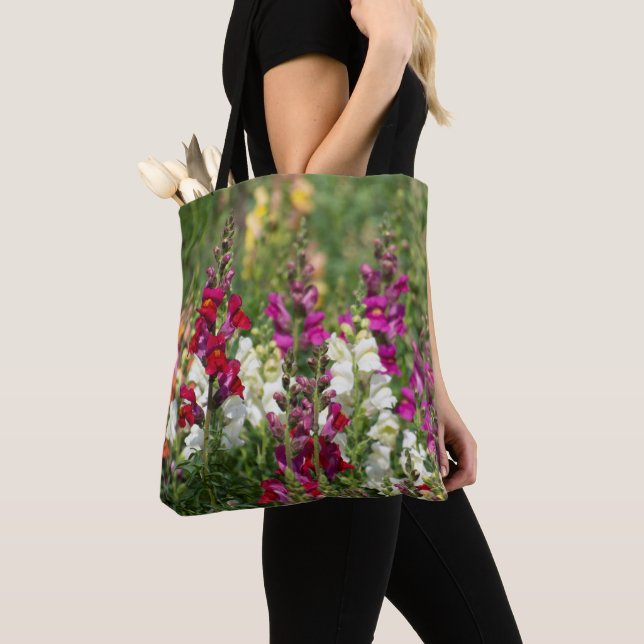 Tote not like every other (Close Up)