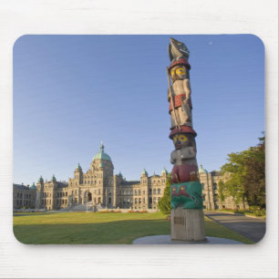 Totem pole at the Parliament building in Mouse Pad
