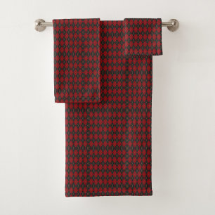 Towel set with a red and black chequered pattern