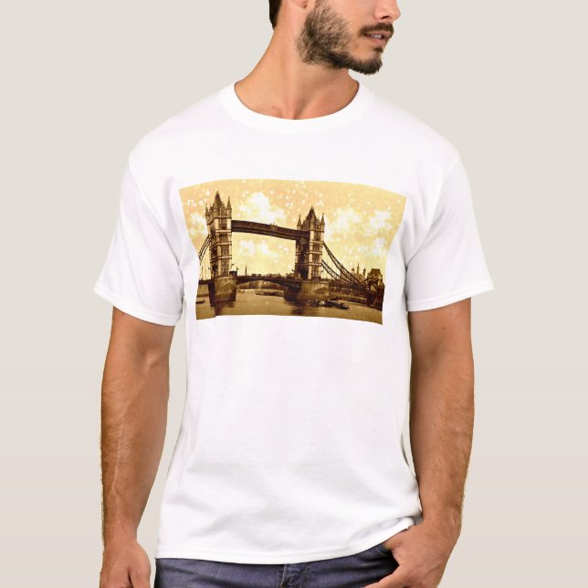 Tower Bridge London 1900 T-Shirt (Front)