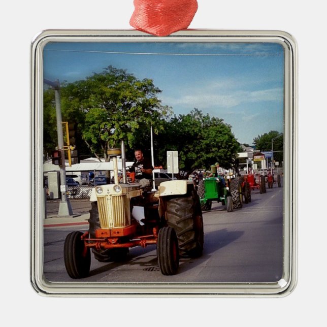 Tractor Parade in Washington, Iowa Metal Tree Decoration (Front)