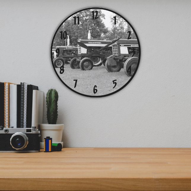 Tractor Show 2016 Large Clock (Creator Uploaded)