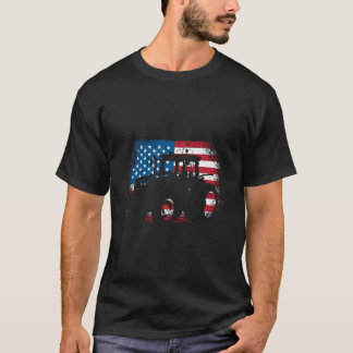 Tractor Usa Flag For Patriotic Farmer T-Shirt
