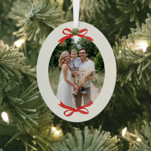 Traditional Christmas Red Bow Oval Photo  Metal Tree Decoration