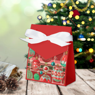 Traditional Red Green Plaid Holiday Favour Box