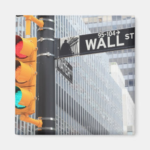 Traffic Light and Wall Street Sign Magnet