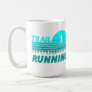 Trail Running blauen Sonnenuntergang mit Bergen Coffee Mug