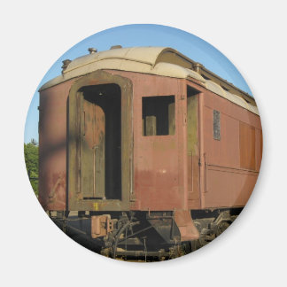 " Train Magnet ! "