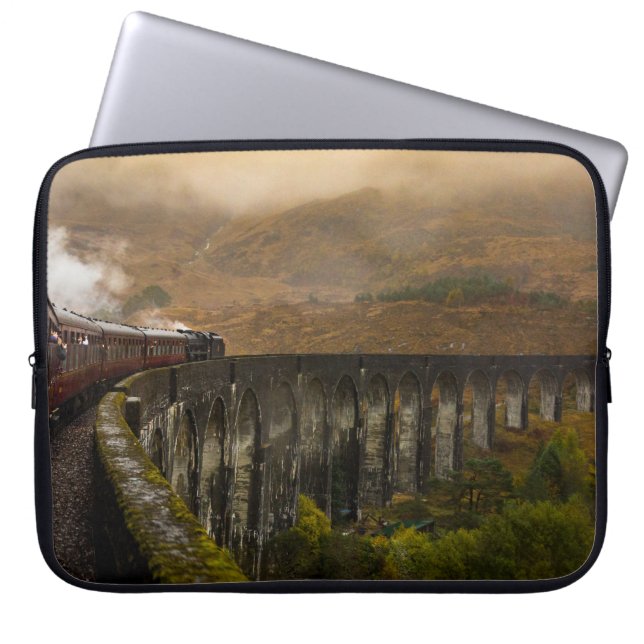 TRAIN ON RAILWAY AT DAYTIME LAPTOP SLEEVE (Front)