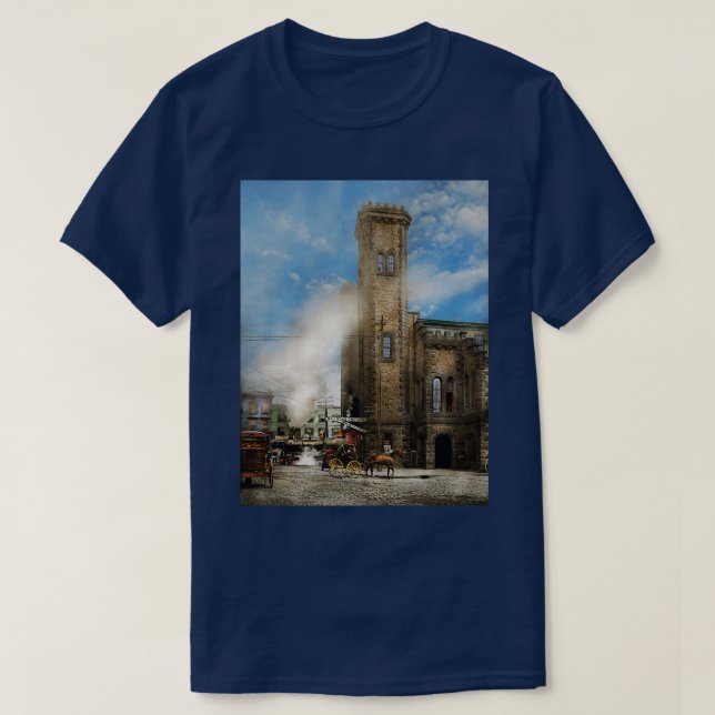 Train Station Look out for the train 1910 T-Shirt (Design Front)