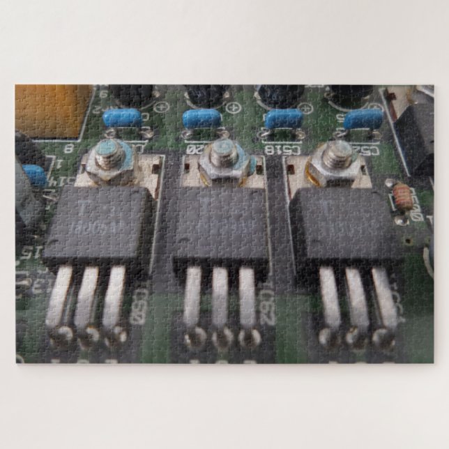 Transistor Circuit Puzzle (Horizontal)