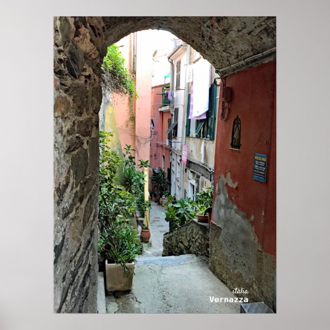 Travel | Italy - Cinque Terre Vernazza Streets Poster (Front)