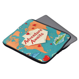 Travel the world map with heart pins laptop sleeve