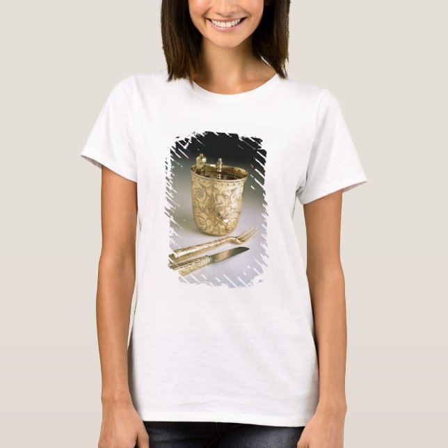 Traveling set of a knife, fork, spoon and beaker, T-Shirt (Front)
