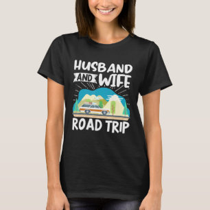 Traveller Matching Vacation Couple Husband And Wif T-Shirt