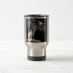 Travelling mug with howling wolf scene