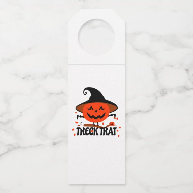 Treck Trat Pumpkin Smiling Bottle Tag (Front)