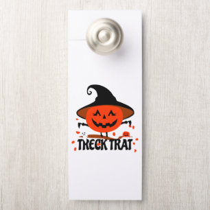 Treck Trat Pumpkin Smiling Door Hanger