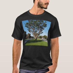 Tree 001 T-Shirt