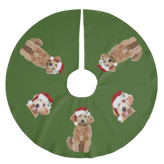 Tree Skirt of golden doodle (Front)