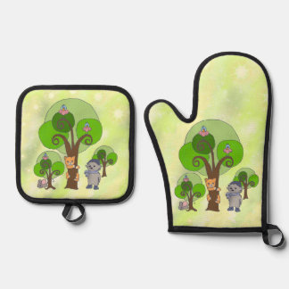 Trees and Animals Oven Mitt & Pot Holder Set